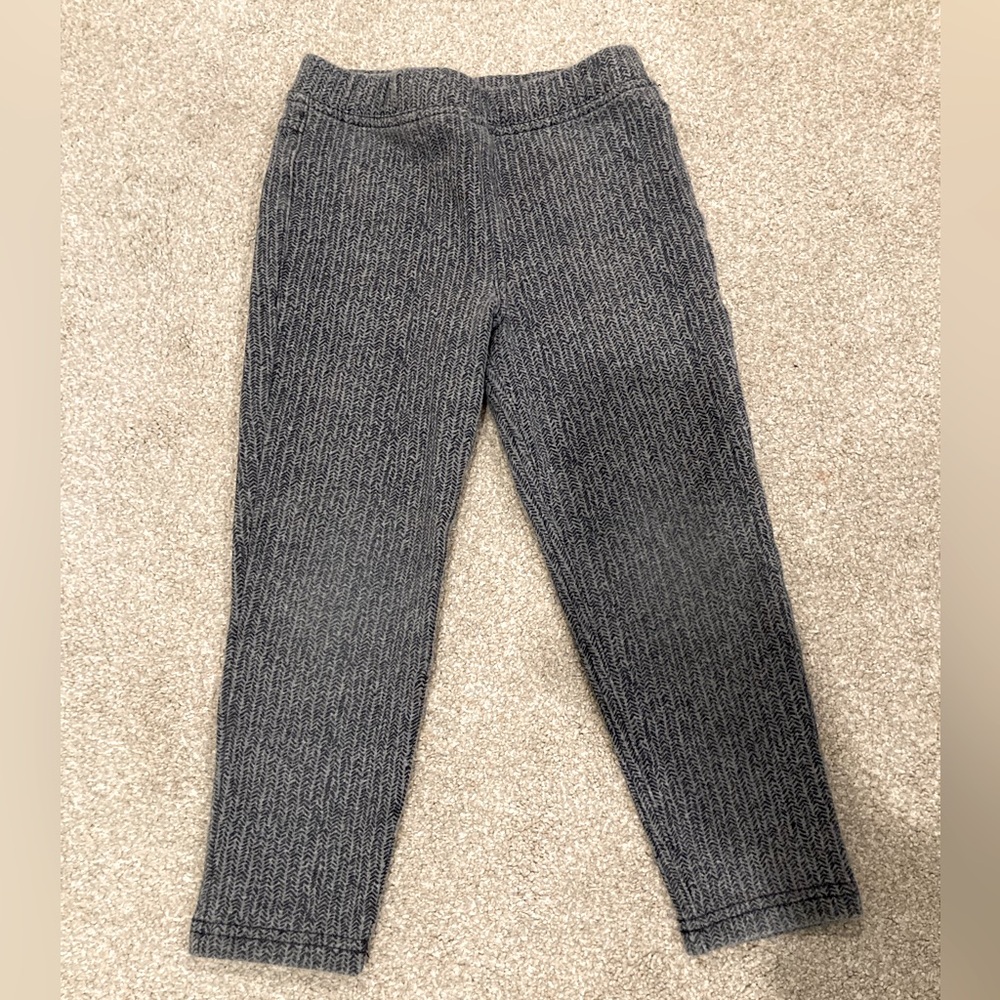 Size 4 Tea Collection Gray Herringbone Pants